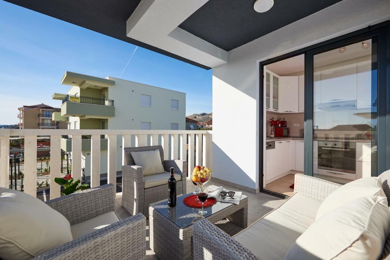 Apartment Misic Trogir Eksteriør bilde