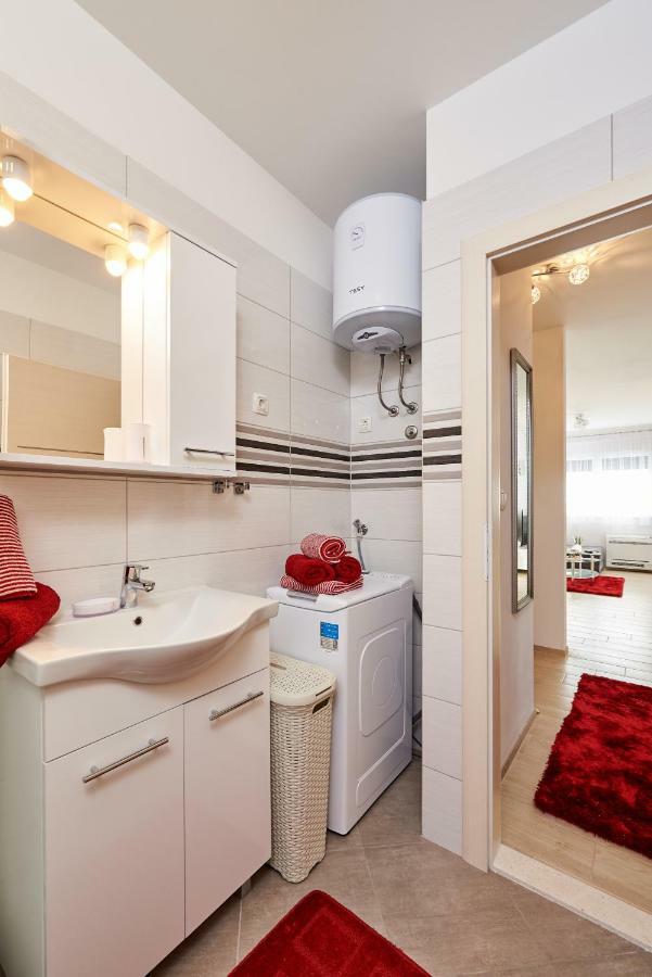 Apartment Misic Trogir Eksteriør bilde