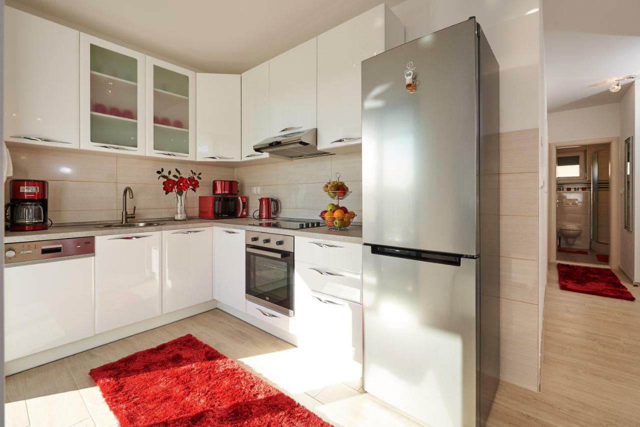 Apartment Misic Trogir Eksteriør bilde